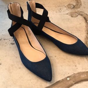 Nine West size 10M Denim Blue flats. $30.00 OBO